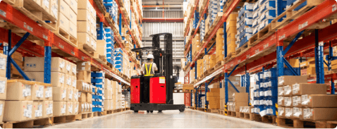 Ons magazijn vol met producten